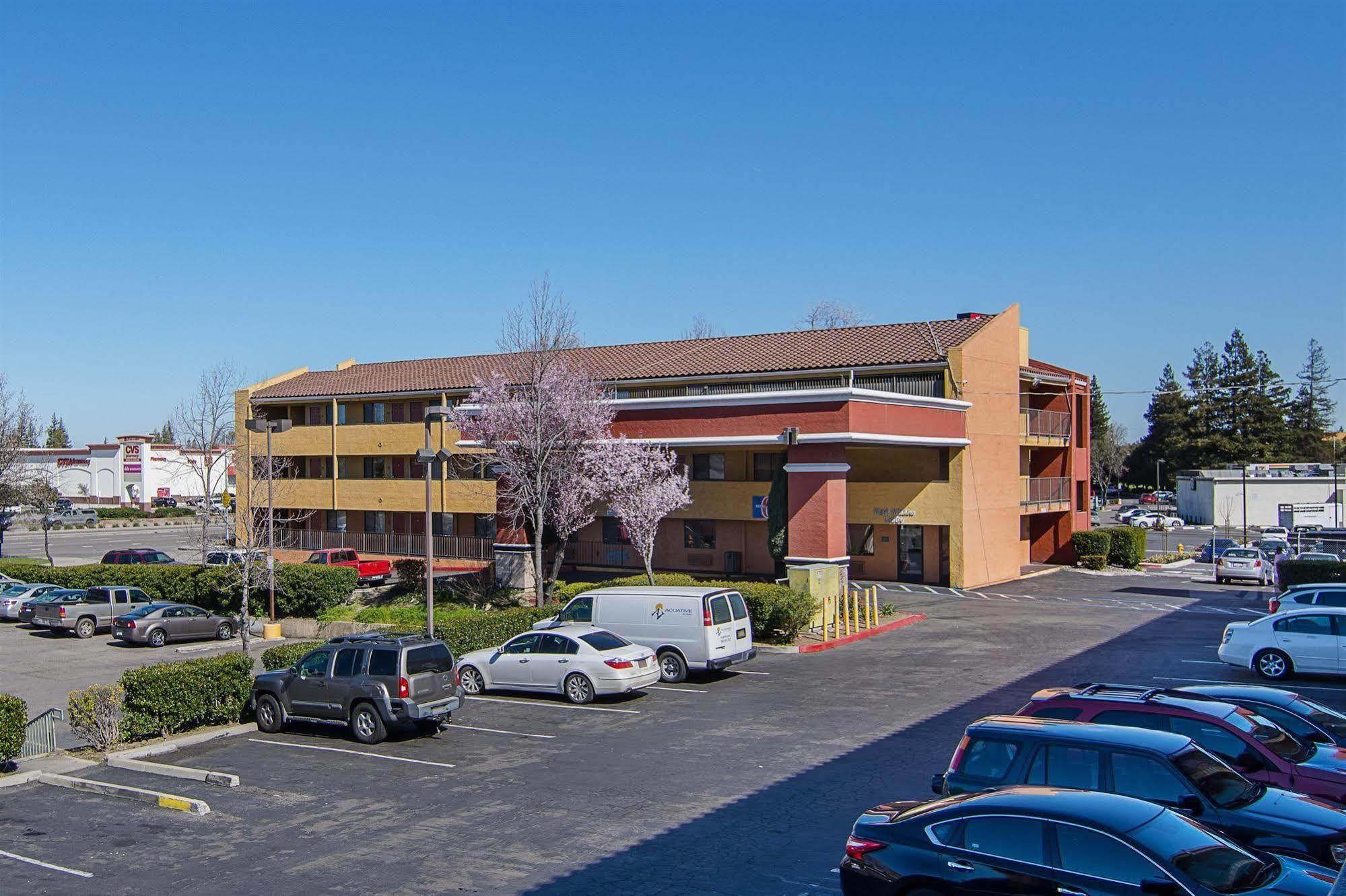 Motel 6-Stockton, Ca Екстер'єр фото